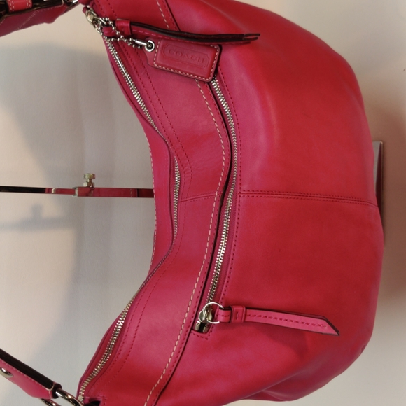 Rare Authentic Coach Leather Soho pleated Hobo Large Pink (F13731) - Picture 5 of 13